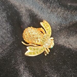 Bee Brooch, Joan Rivers Collection, Pineapple